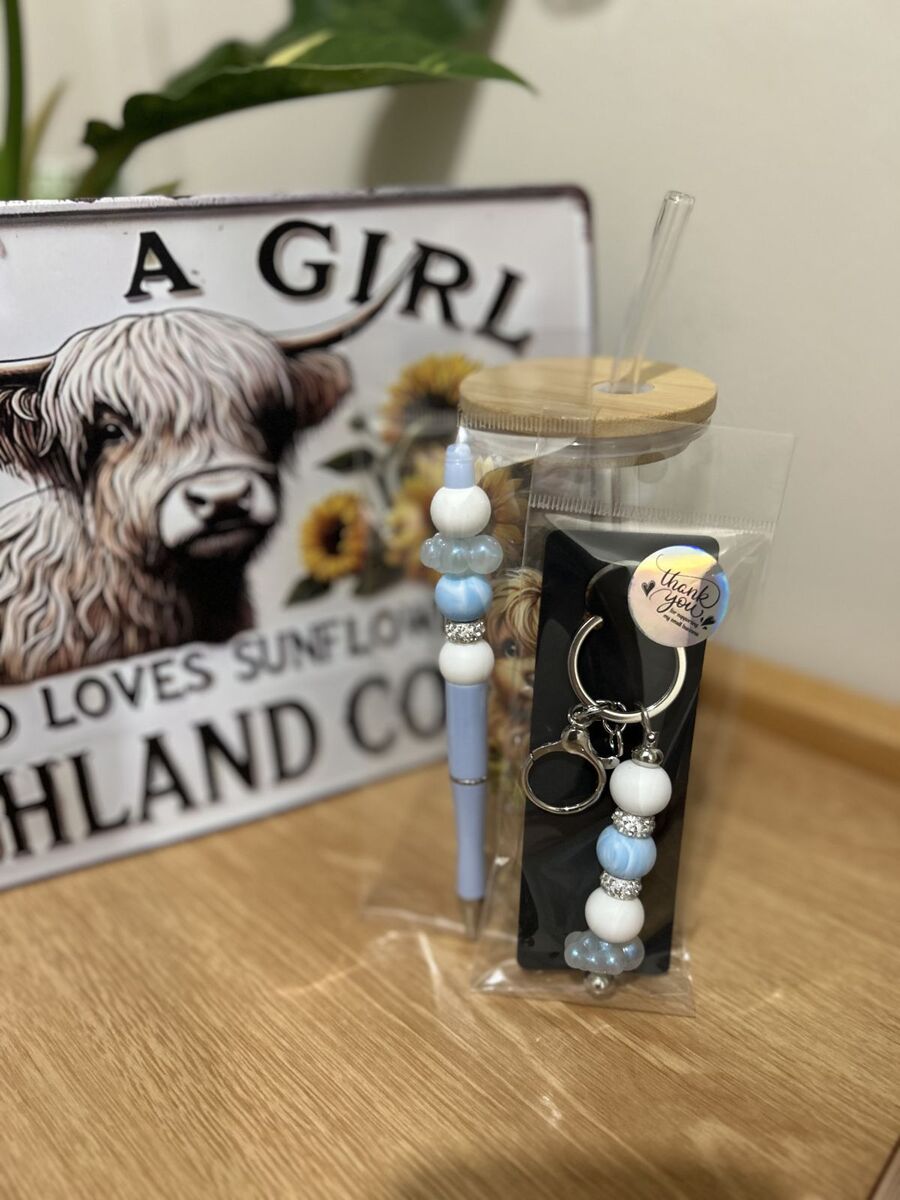 Cloud pen and keychain