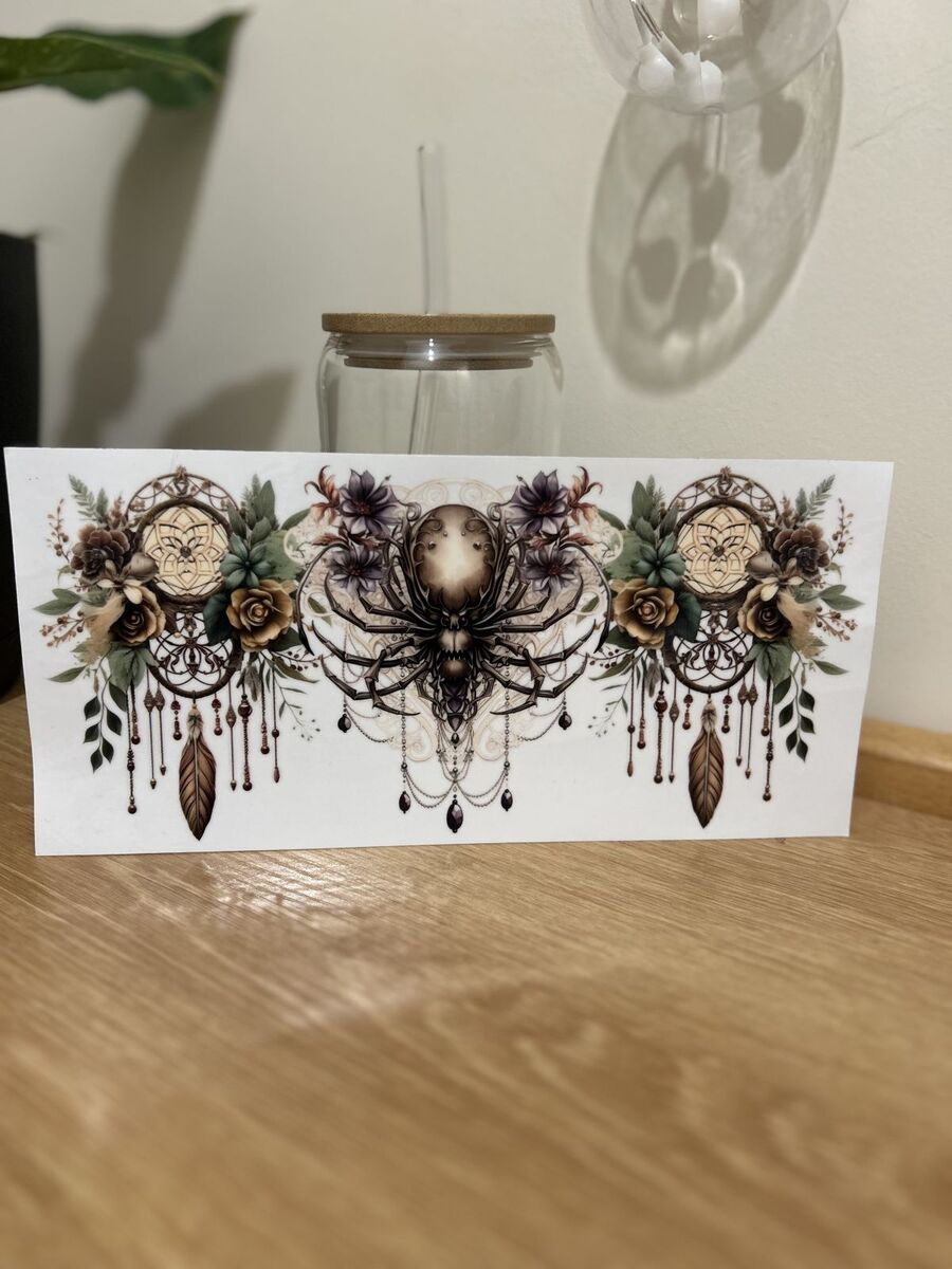 Glass tumbler (dream catcher/spider)